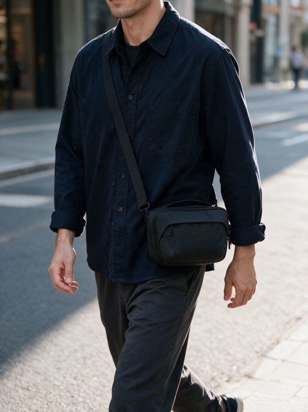 ELEROI Shield Crossbody