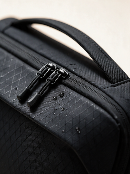 ELEROI Shield Crossbody